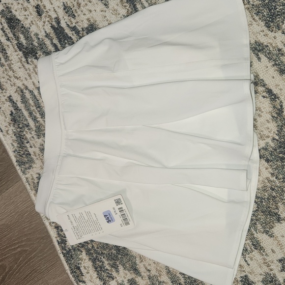 Lululemon Angled- Pleat High-Rise Tennis Skirt NWT - Picture 3 of 6
